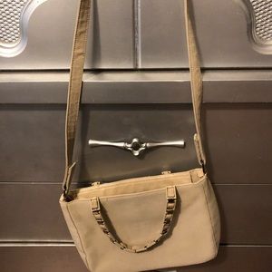 100% authentic Ferragamo bag,see photos pls